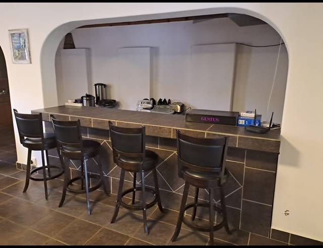 12 BEDROOM HOUSE FOR SALE IN HAYFIELDS